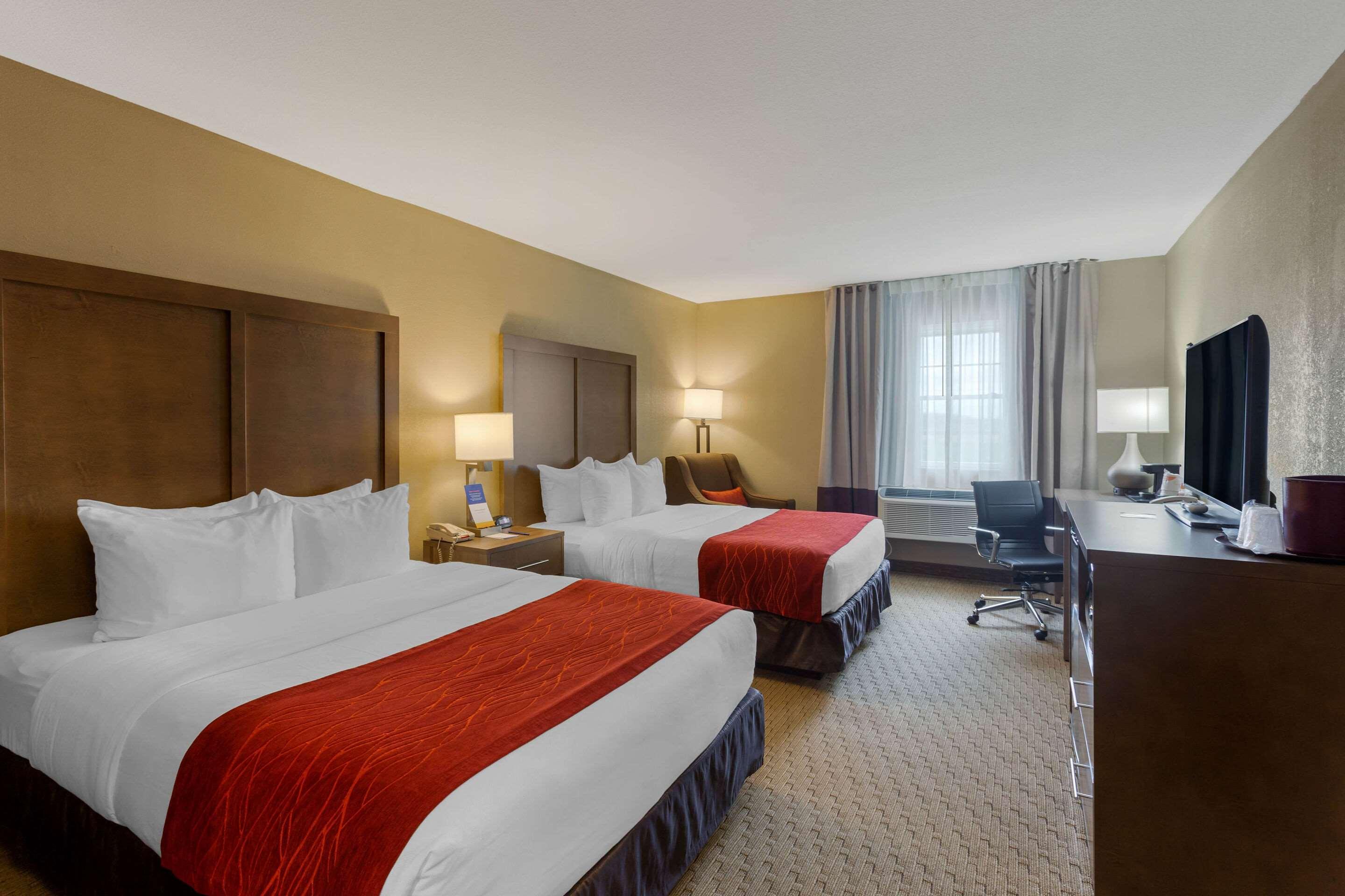 Comfort Inn Marshall Station Kültér fotó
